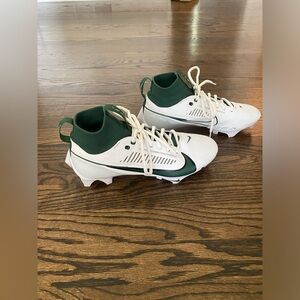 Nike Vapor Edge Pro 360 2 Football Cleats. Size 7.5 gently used. White/Green